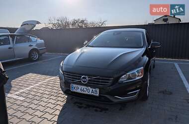 Седан Volvo S60 2013 в 