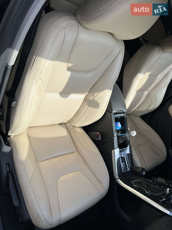 Седан Volvo S60 2011 в Николаеве
