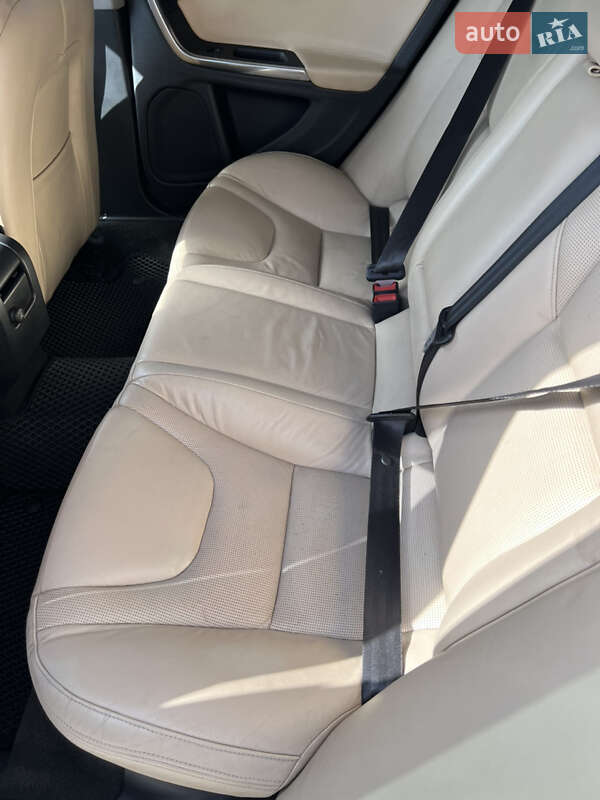 Седан Volvo S60 2011 в Николаеве