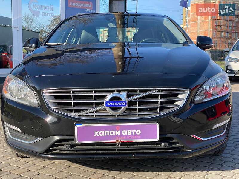 Седан Volvo S60 2016 в Львове