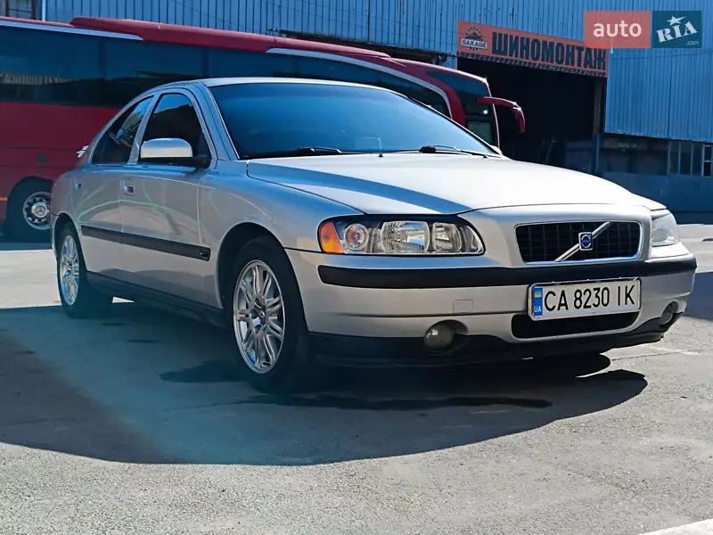 Седан Volvo S60 2001 в 