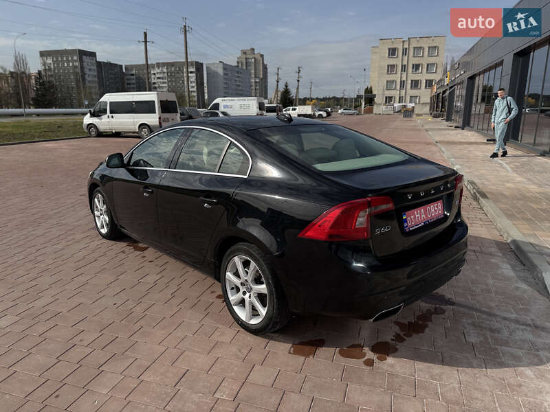 Седан Volvo S60 2016 в Нетешине