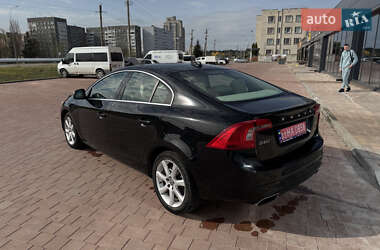 Седан Volvo S60 2016 в 