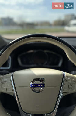 Седан Volvo S60 2016 в 