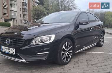 Седан Volvo S60 2017 в 