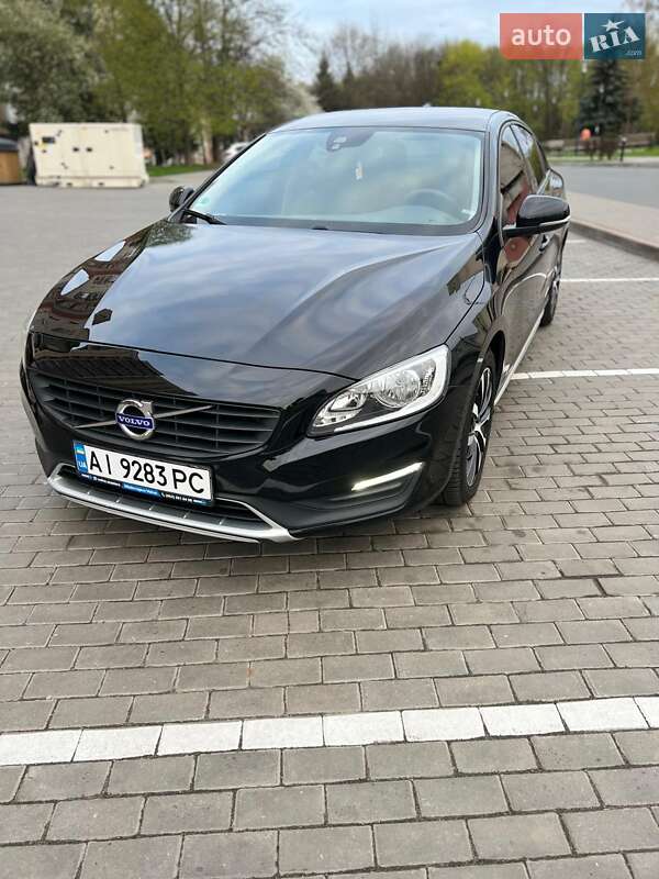 Седан Volvo S60 2017 в Киеве