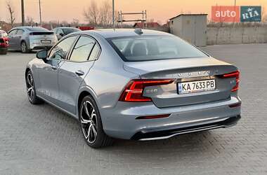 Седан Volvo S60 2023 в 