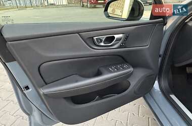 Седан Volvo S60 2023 в 