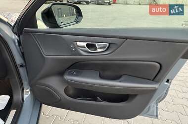 Седан Volvo S60 2023 в 