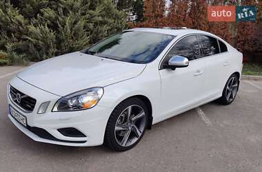 Седан Volvo S60 2011 в 
