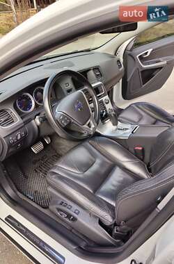Седан Volvo S60 2011 в 