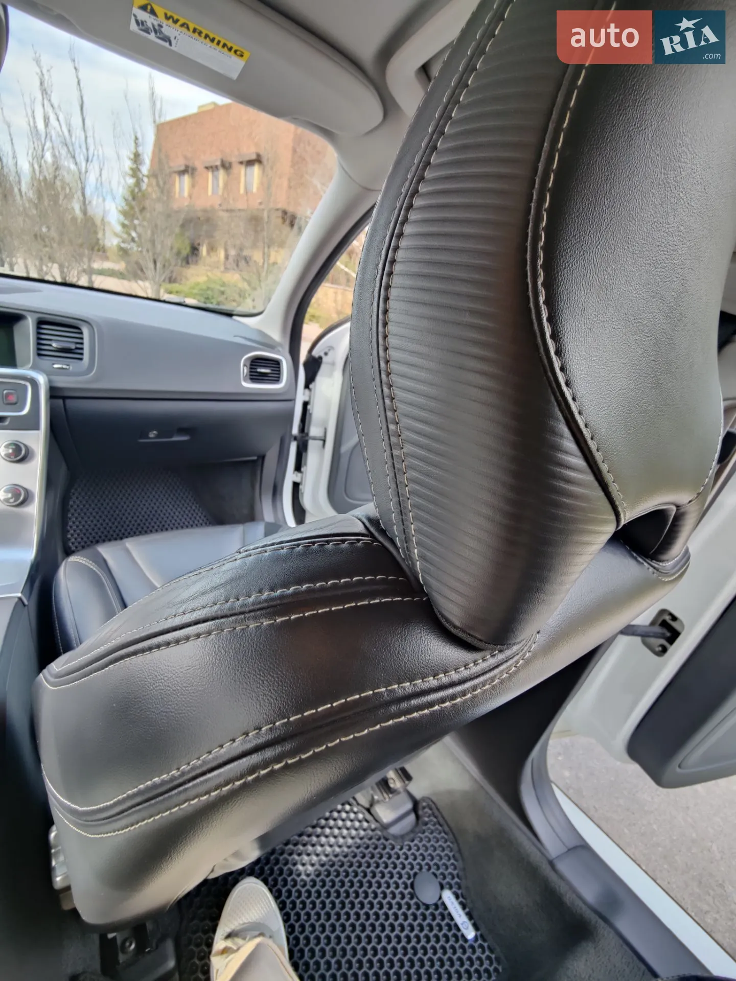 2011 Volvo S60 - мініатюра 16