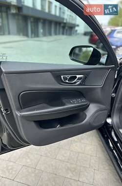 Седан Volvo S60 2021 в 