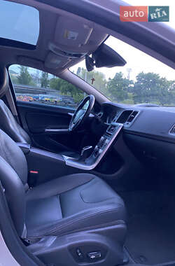 Седан Volvo S60 2016 в 