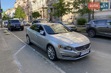Седан Volvo S60 2016 в 