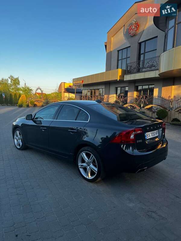 Седан Volvo S60 2016 в Шепетовке