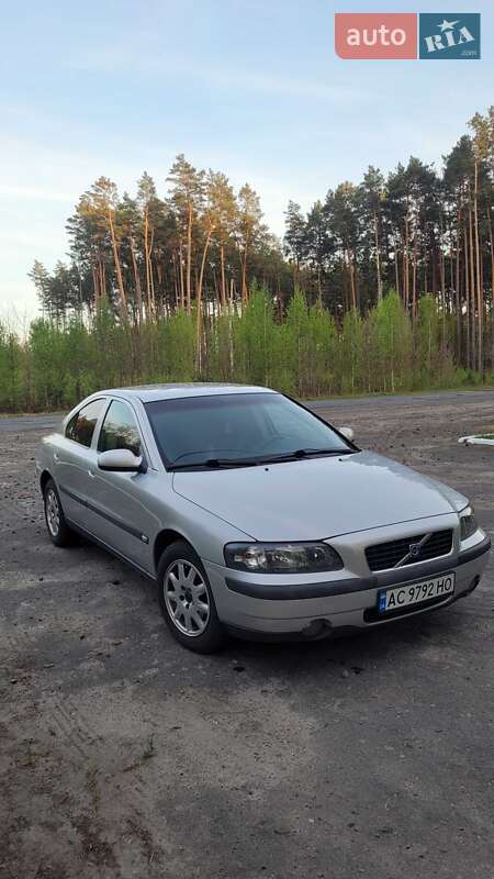 Седан Volvo S60 2001 в Камне-Каширском