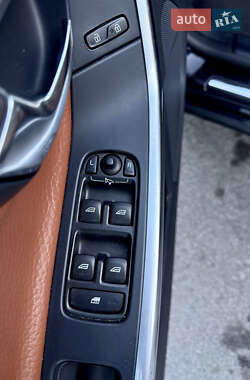 Седан Volvo S60 2010 в 
