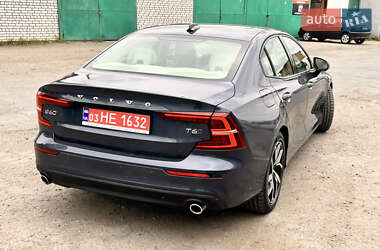 Седан Volvo S60 2019 в 