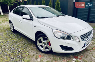 Седан Volvo S60 2011 в 