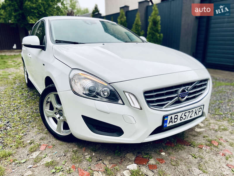 Седан Volvo S60 2011 в Виннице
