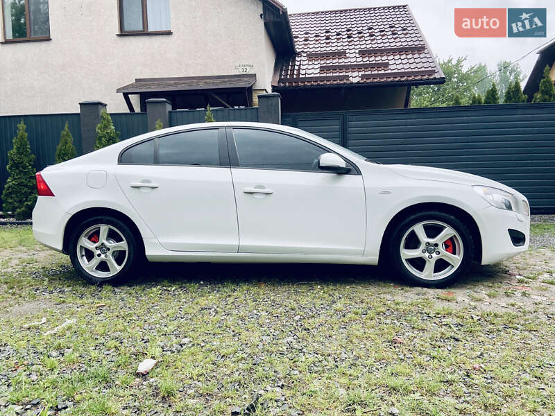 Седан Volvo S60 2011 в Виннице