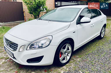 Седан Volvo S60 2011 в 