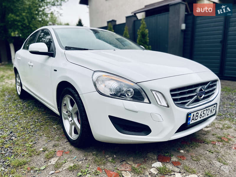 Седан Volvo S60 2011 в Виннице