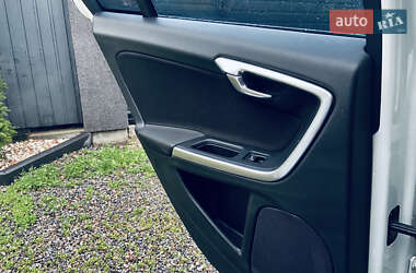 Седан Volvo S60 2011 в 