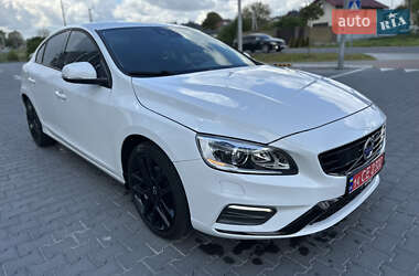 Седан Volvo S60 2017 в 