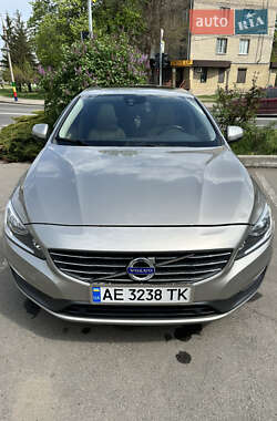 Седан Volvo S60 2014 в Харкові