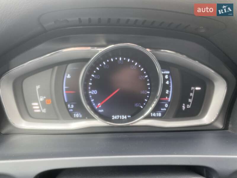 Седан Volvo S60 2014 в Львові фото 37 Седан Volvo S60 2014 в Львові