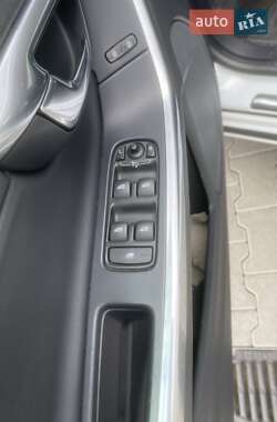 Седан Volvo S60 2014 в 