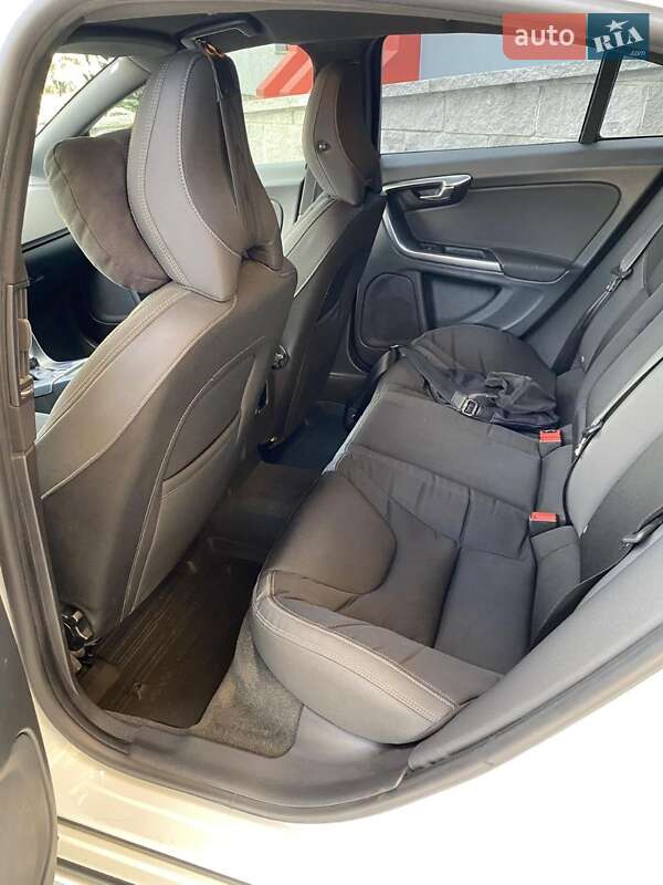 Седан Volvo S60 2013 в Знаменке фото 5 Седан Volvo S60 2013 в Знаменке