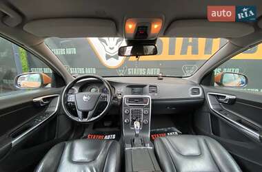 Седан Volvo S60 2012 в 