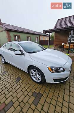 Седан Volvo S60 2014 в 