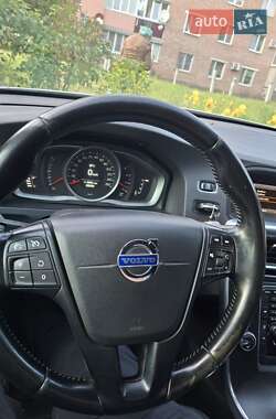 Седан Volvo S60 2013 в 