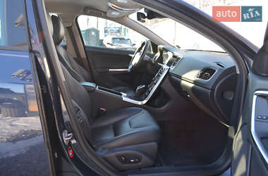 Седан Volvo S60 2014 в 
