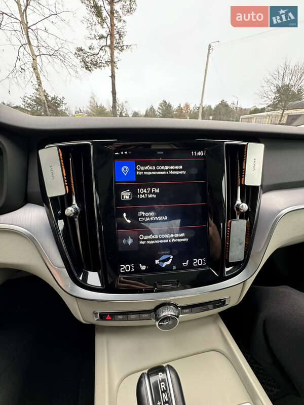 Седан Volvo S60 2019 в Новояворовске