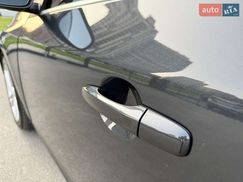 Седан Volvo S60 2014 в Киеве