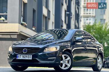 Седан Volvo S60 2014 в 