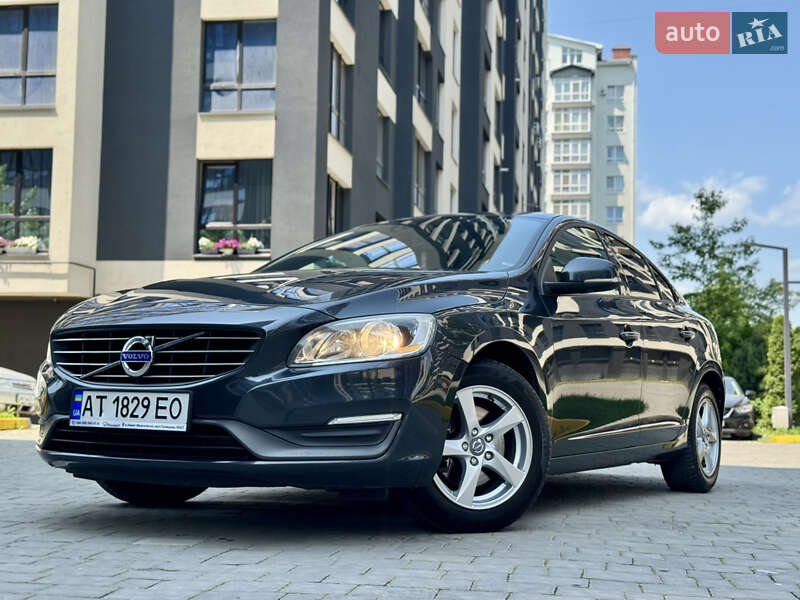 Седан Volvo S60 2014 в Ивано-Франковске