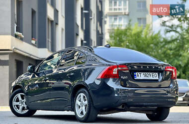 Седан Volvo S60 2014 в 