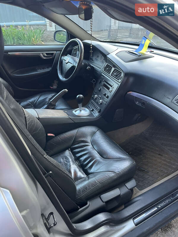 Седан Volvo S60 2002 в Переяславі