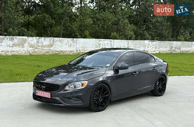 Седан Volvo S60 2015 в Луцке
