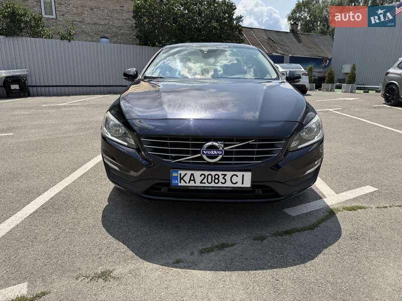 Седан Volvo S60 2015 в Києві