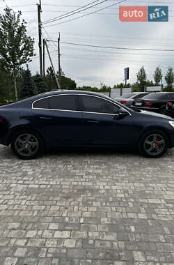 Седан Volvo S60 2011 в 