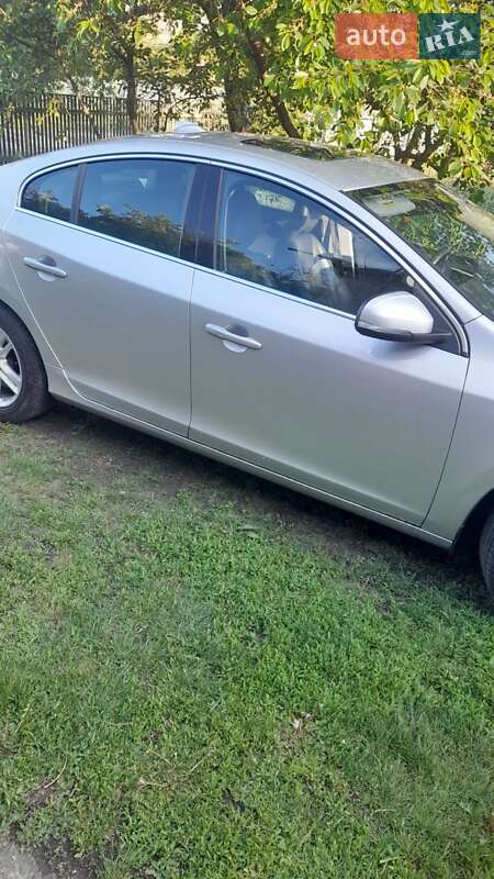 Седан Volvo S60 2015 в Полтаве