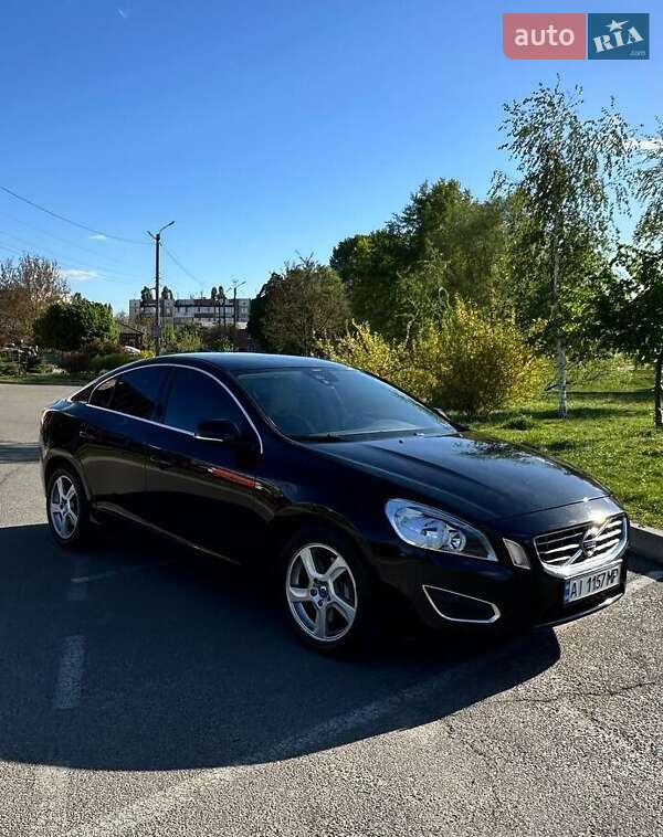 Седан Volvo S60 2012 в Борисполі