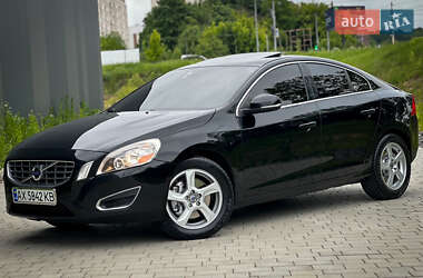 Седан Volvo S60 2013 в Хмельницькому